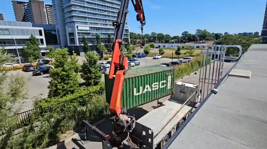 Hiab container transport